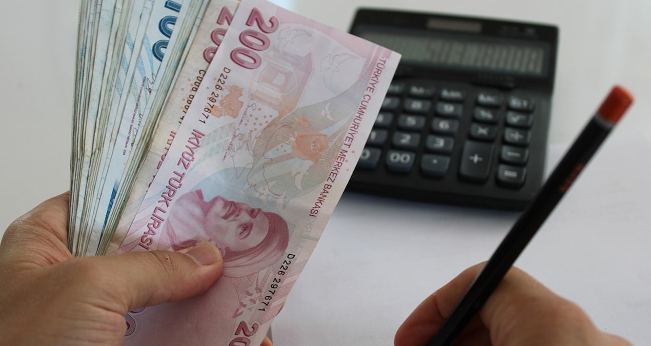 emekli memur ve asgari ucretlilere soguk dus masadaki zam oranlari ortaya cikti Yqgksyh1