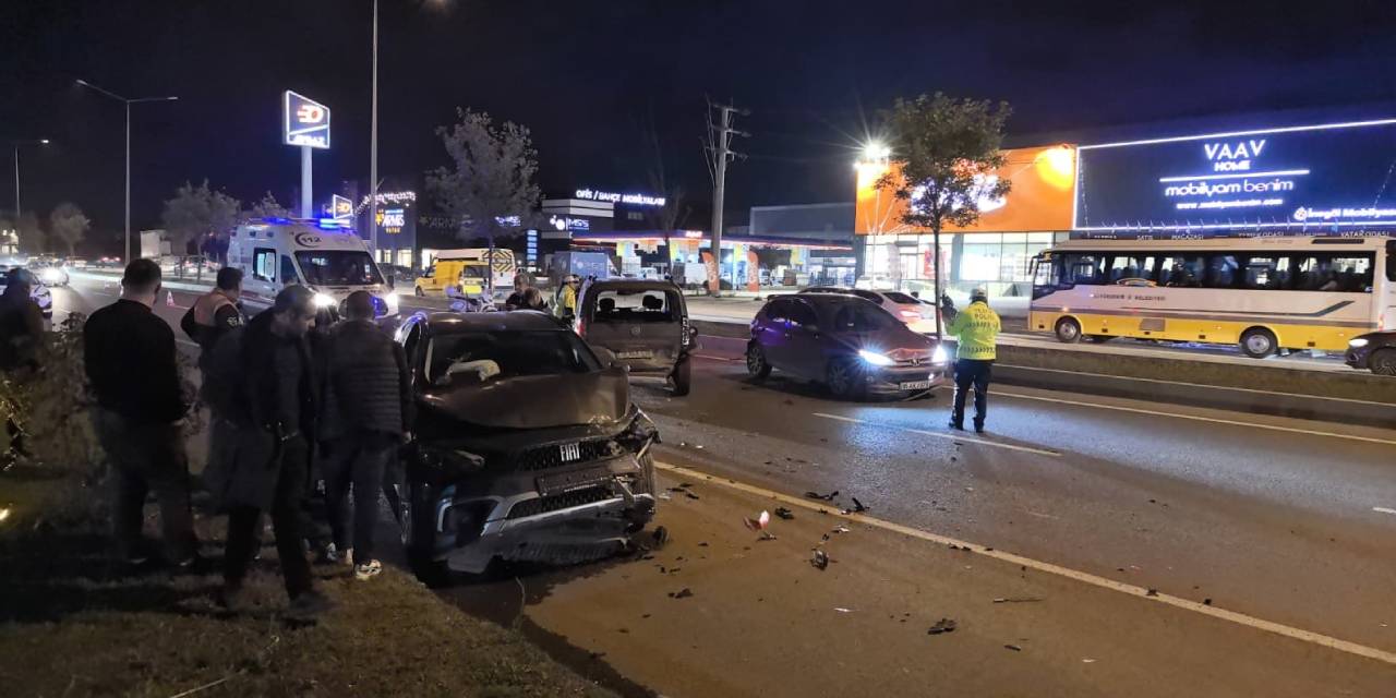 bursada zincirleme kaza 3 yarali lWnEpb1Z.jpg