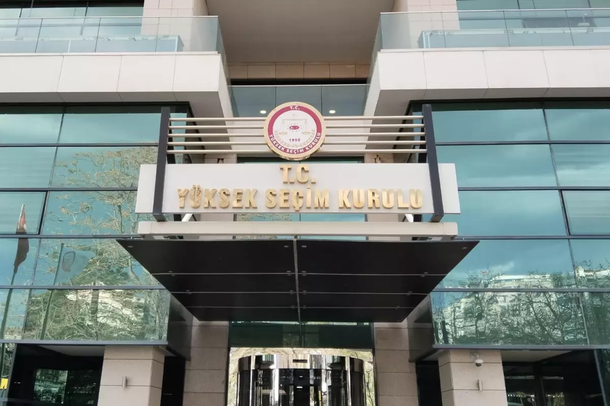 chp istanbul olagan il kongresinin de durdurulmasi istendi ysk toplaniyor KxgkNiEi.jpg