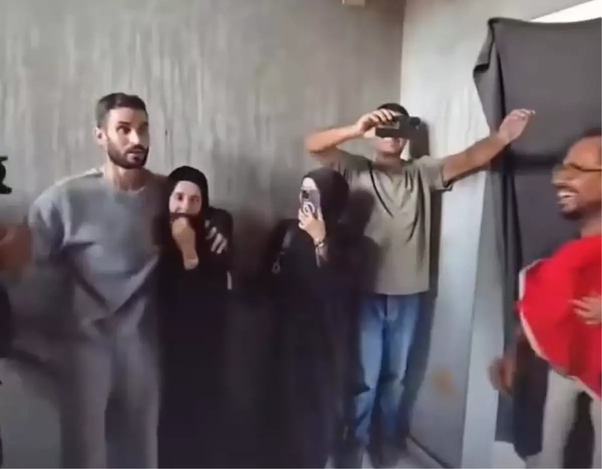 filistinli gazeteci sadi ebu sido serbest birakildi kxewjGak.jpg