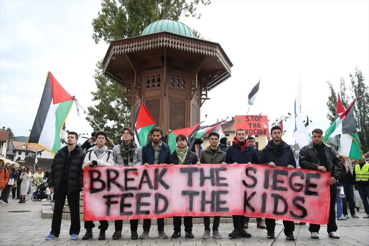 saraybosnada filistin icin destek yuruyusu qAiDCcD7