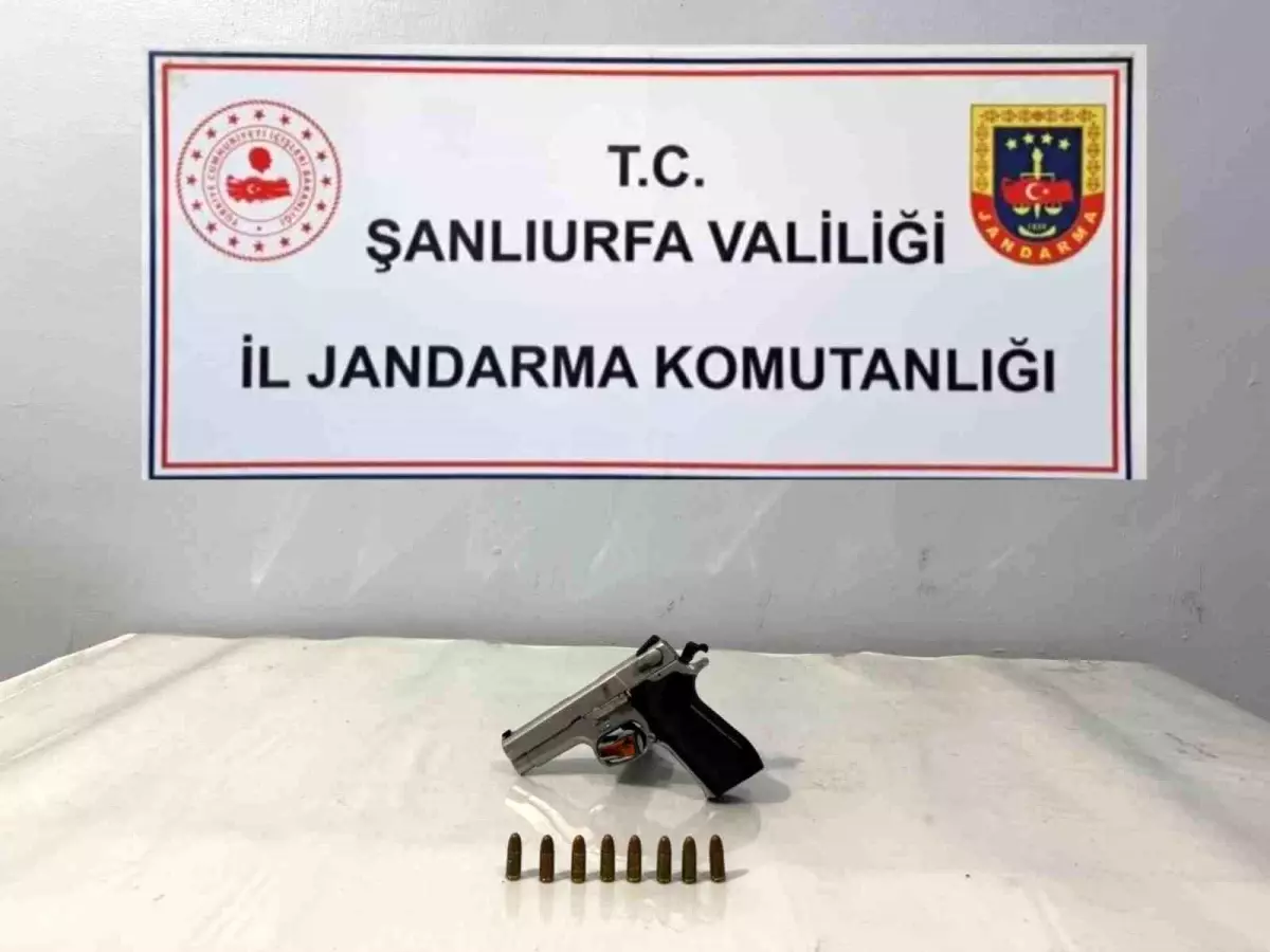 viransehirde ruhsatsiz silah ele gecirildi Q8AiPFlS