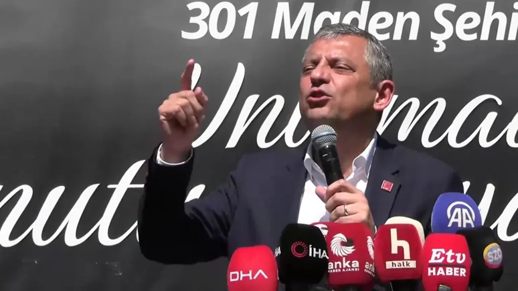 Özgür Özel, Soma’da Maden Faciasının Yıldönümünde Adalet Vurgusu Yaptı: “Bu Rejimi Yıkacağız”